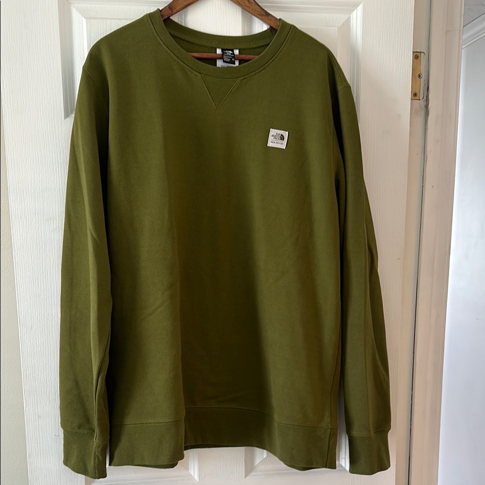 The North Face Green Crewneck Sweater with Ribbed Details